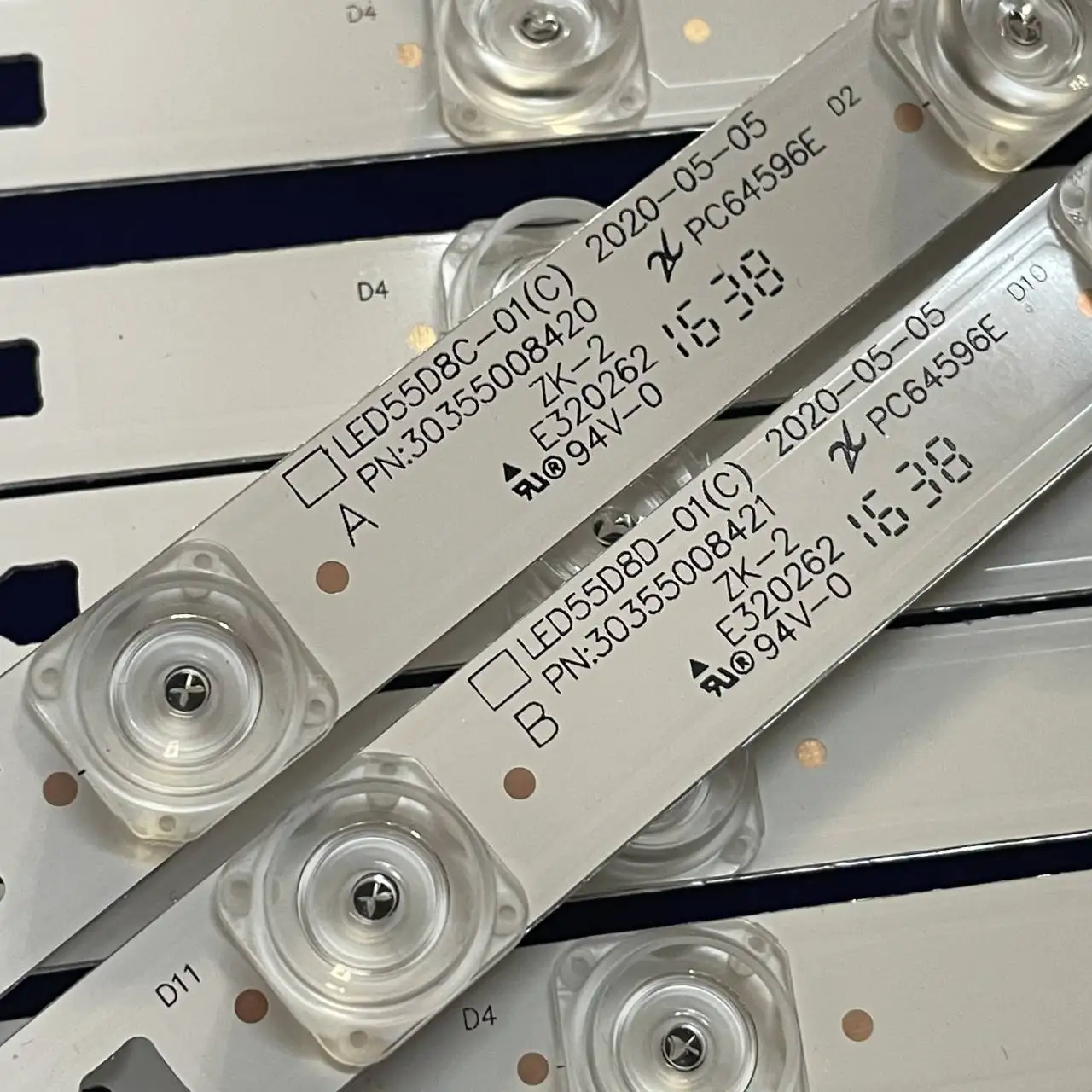 LED55D8C-01(C) LED55D8D-01(C)용 LED 백라이트 스트립 8 램프 3035500842 F55Y F55N G55Y-S LT-55MCF785Y LT-55MCF885 LS55H610N
