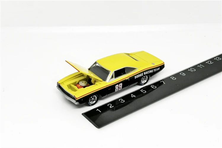 Greenlight 1: 64 Dodge charger R/T 1968 Yellow Racing#89 без коробки