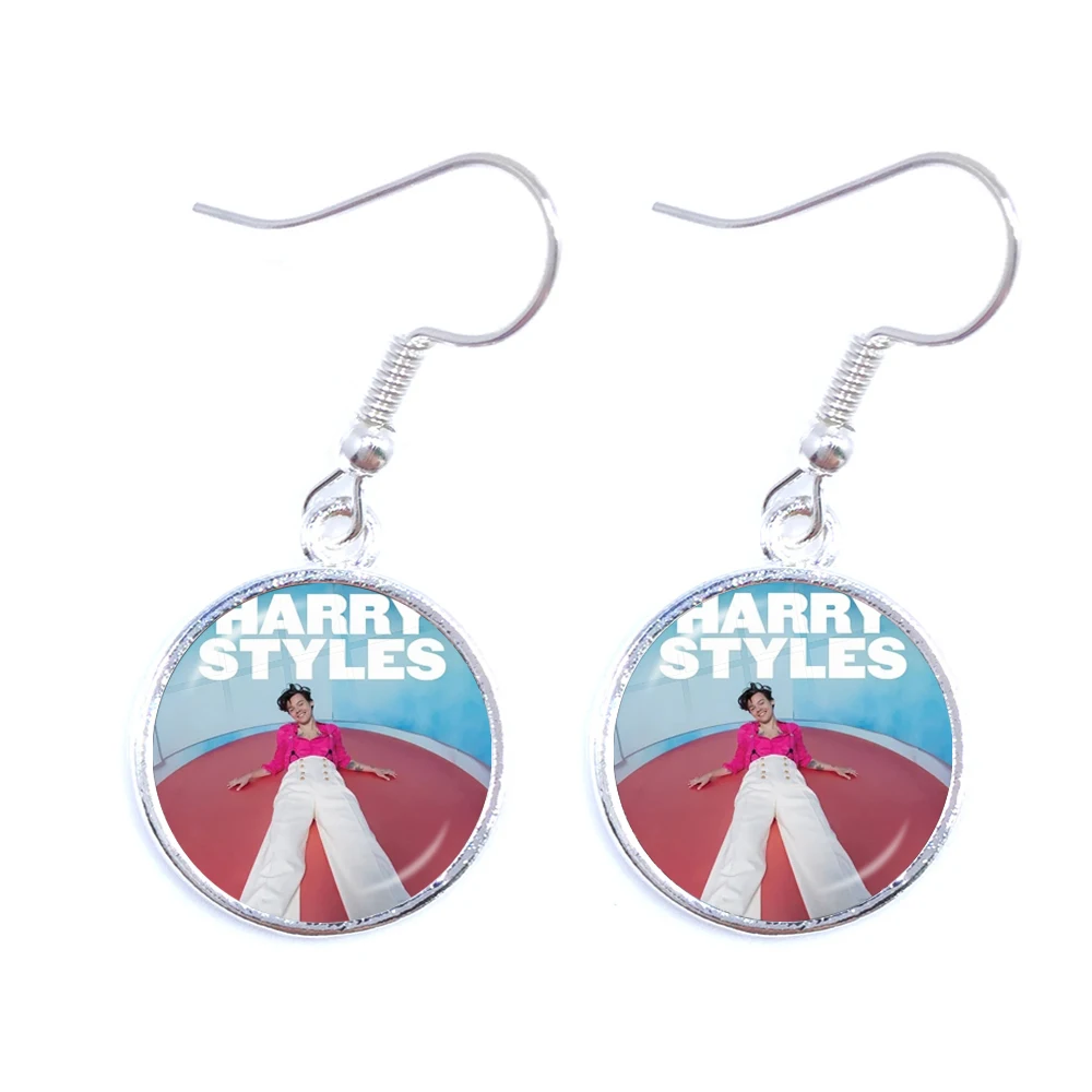 Fine Line Earrings 2025