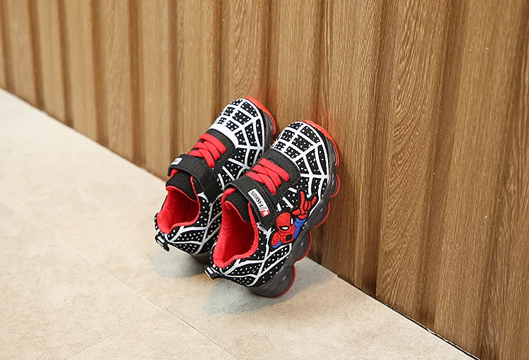 Led luminous Spiderman Kids Shoes For Boys Girls Sneakers Luminous Children Sneaker Toddler Baby Boys Shoes Children Shoes