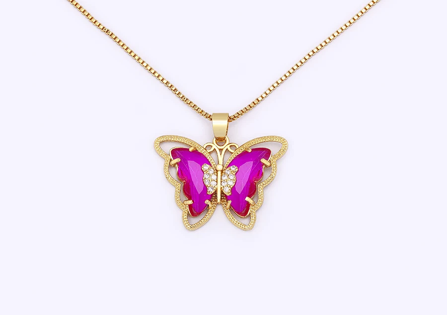 Colar Ouro 18k Zircônias com Pingente Borboleta é um símbolo de transformação e renovação! Este colar é uma escolha perfeita para aqueles que desejam celebrar uma nova etapa em sua vida.  O Colar de Ouro 18k Zircônia com Pingente Borboleta é perfeito para usar em ocasiões especiais para realçara a sua beleza e força interior.