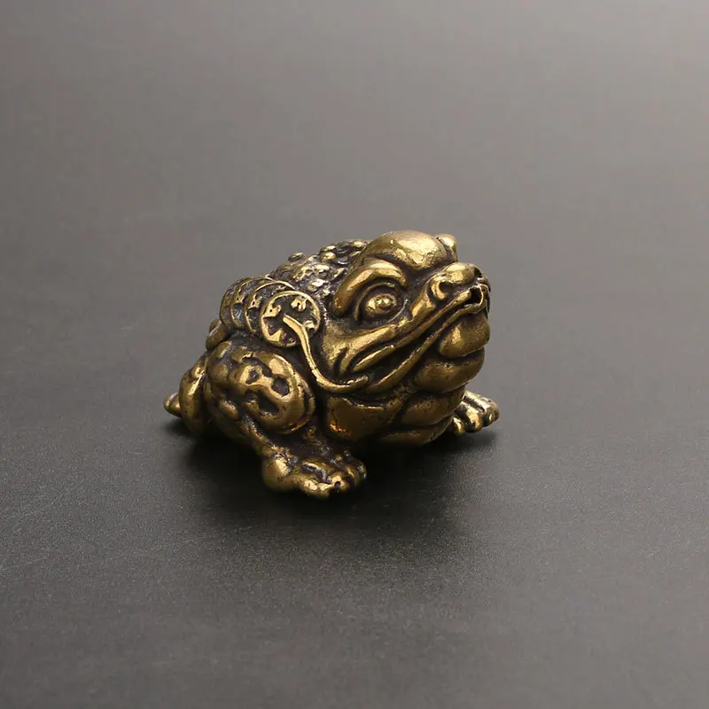 copper toad figurines (1)