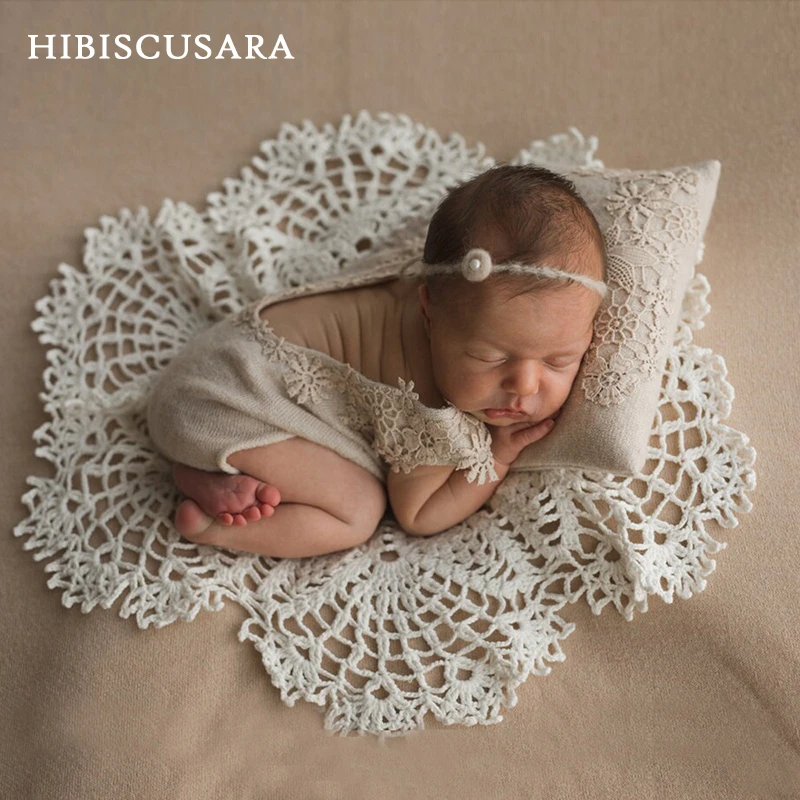 Newborn Baby Blanket Pillow Photo Props 2pcs Set Lace Tablecloth Photo Backdrop baby blanket