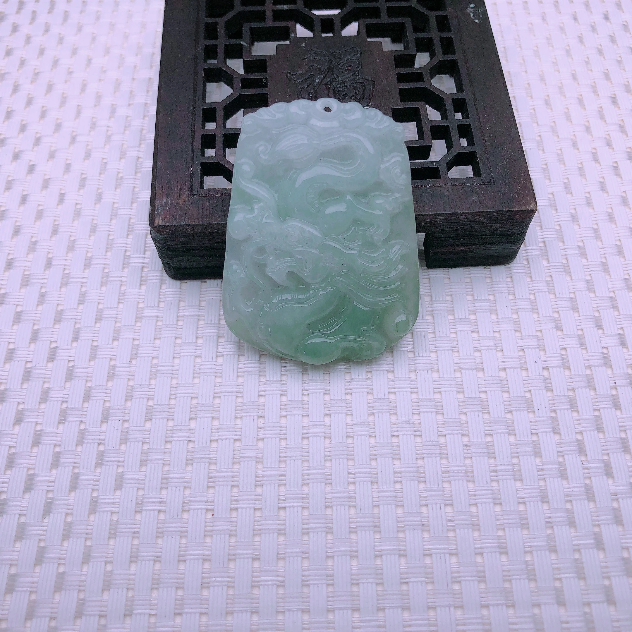 

2020 The Latest Model Men's And Women's Jade Stone Emerald Beads Necklace Pendant Natural Beads Pendant Necklace Emerald Jade