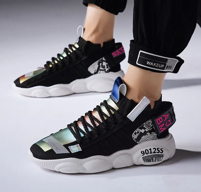 Hot Selling Brand New High Quality Men's Breathable Casual Shoes Fashionable flying Weave Breathable Sneaker flat Shoes - Цвет: Black