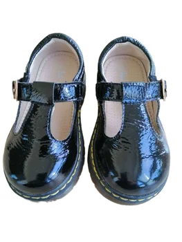 

Wear wearable and non-slip travel PU shoes in fashionable pink and black for Tyrannis boys and girls