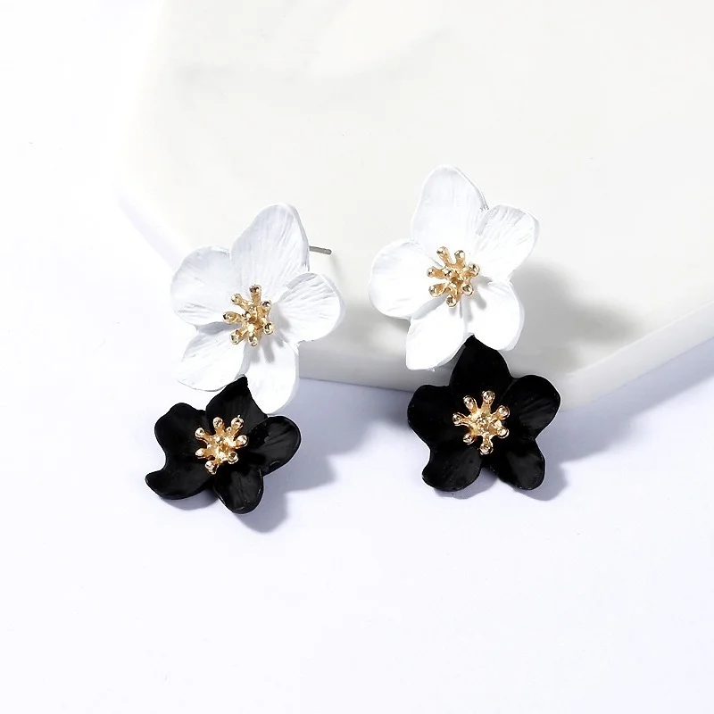 Flower Earrings New Design Fashion Jewelry Big Double Flower Mixed Color Earrings for Women Summer Style Party Wedding Exaggerated Earrings
