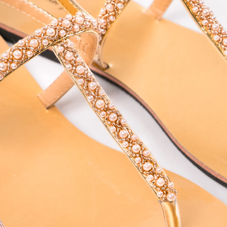 Günstige 2020 NEUE frauen Mode sommer böhmen perle sandalen frauen Casual strand glänzende boho schuhe T strap thong flip  flops Hausschuhe