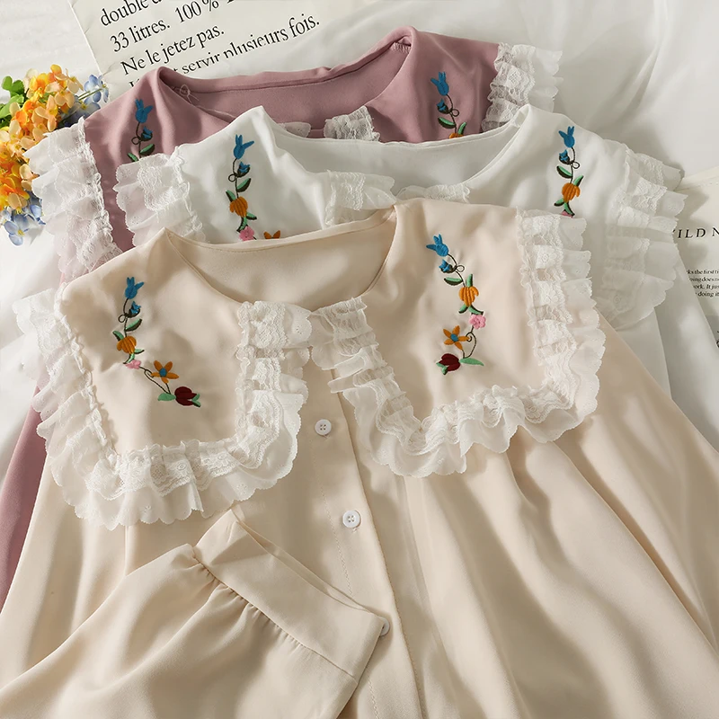 

Retro Embroidered Shirt Women's Autumn Loose Long Sleeved Peter Pan Collar Top Blouse Sweet