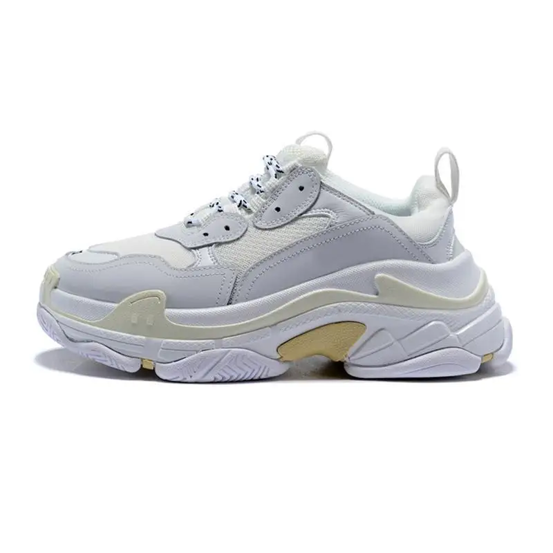 Fashion Designer Paris 17FW Triple S Sneakers for Men Women Black Red White Green Casual Dad Shoes