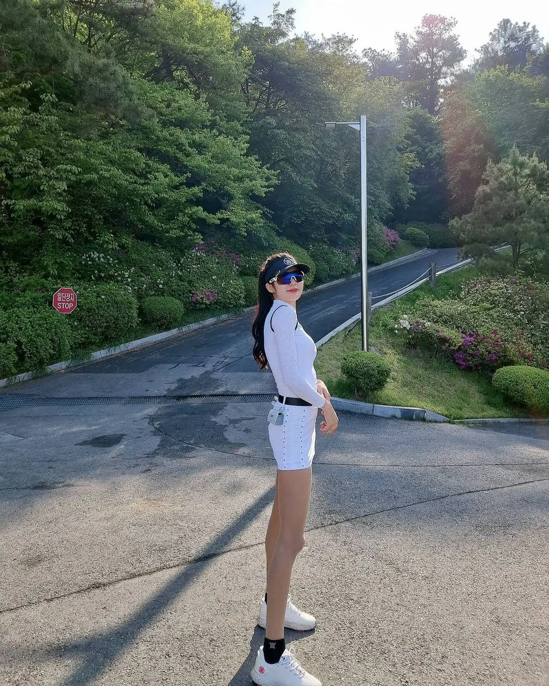 Golf women's shirt spring and summer thin sun-proof long-sleeved stretch fabric and perforated sleeves