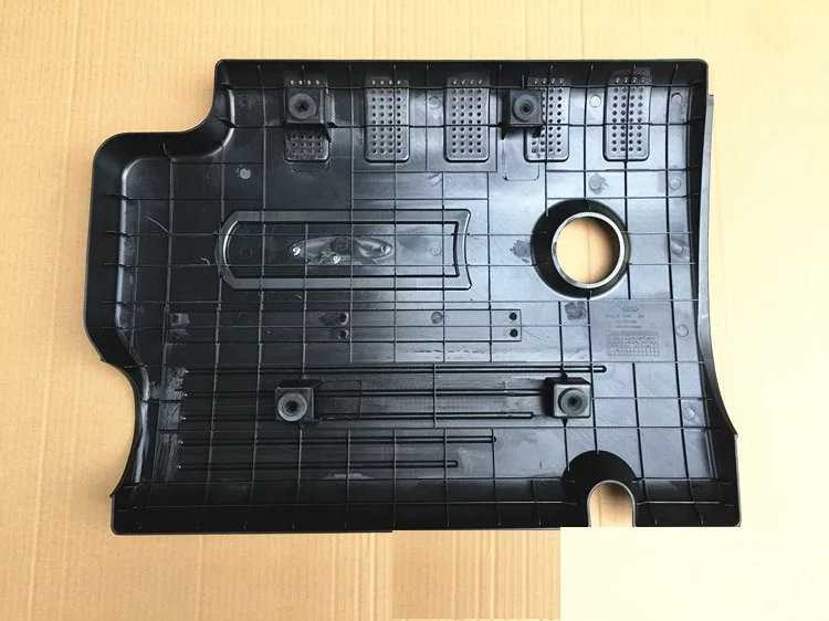 2models Engine plastic cover for Chinese CHERY A3 481 / E4G16 Engine Auto car motor parts