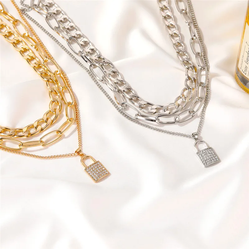 22198393555_2130544268