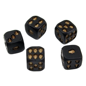

Halloween Creative Game Dice Black Skull Dice Resin Halloween Party Game Dice 5PCS