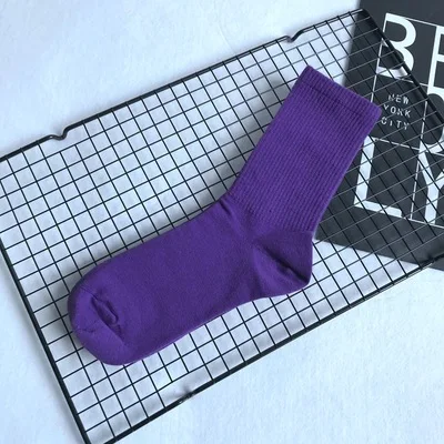 Purple Pure Модные носки до середины икры для взрослых, однотонные, желтые, серые, белые, черные, пепельные, угрюмые, деловые, простые, повседневные носки - Цвет: Purple Pure