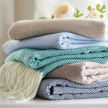 

Multicolor Cashmere-like Wave Acrylic Knitted Tassel Blanket Is Light, Soft And Comfortable, Suitable For Bed Or Sofa
