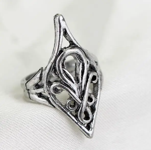 silver Ненья Галадриэль Кольцо воды LOTR с серебряным покрытием, Властелин колец сувениры - Цвет основного камня: silver