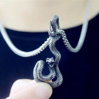 [316L Stainless Steel] Retro Fashion Lifelike Three-dimensional Large Python Pendant Men and Women Pendant Necklace Gift