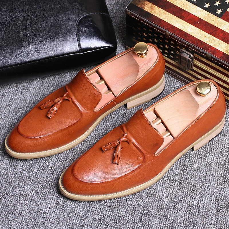 Herenschoenen zapatos charol hombre обувь на плоской подошве комфортная Мужская sapatos sociais masculinos Водонепроницаемые кожаные лоферы с кисточками