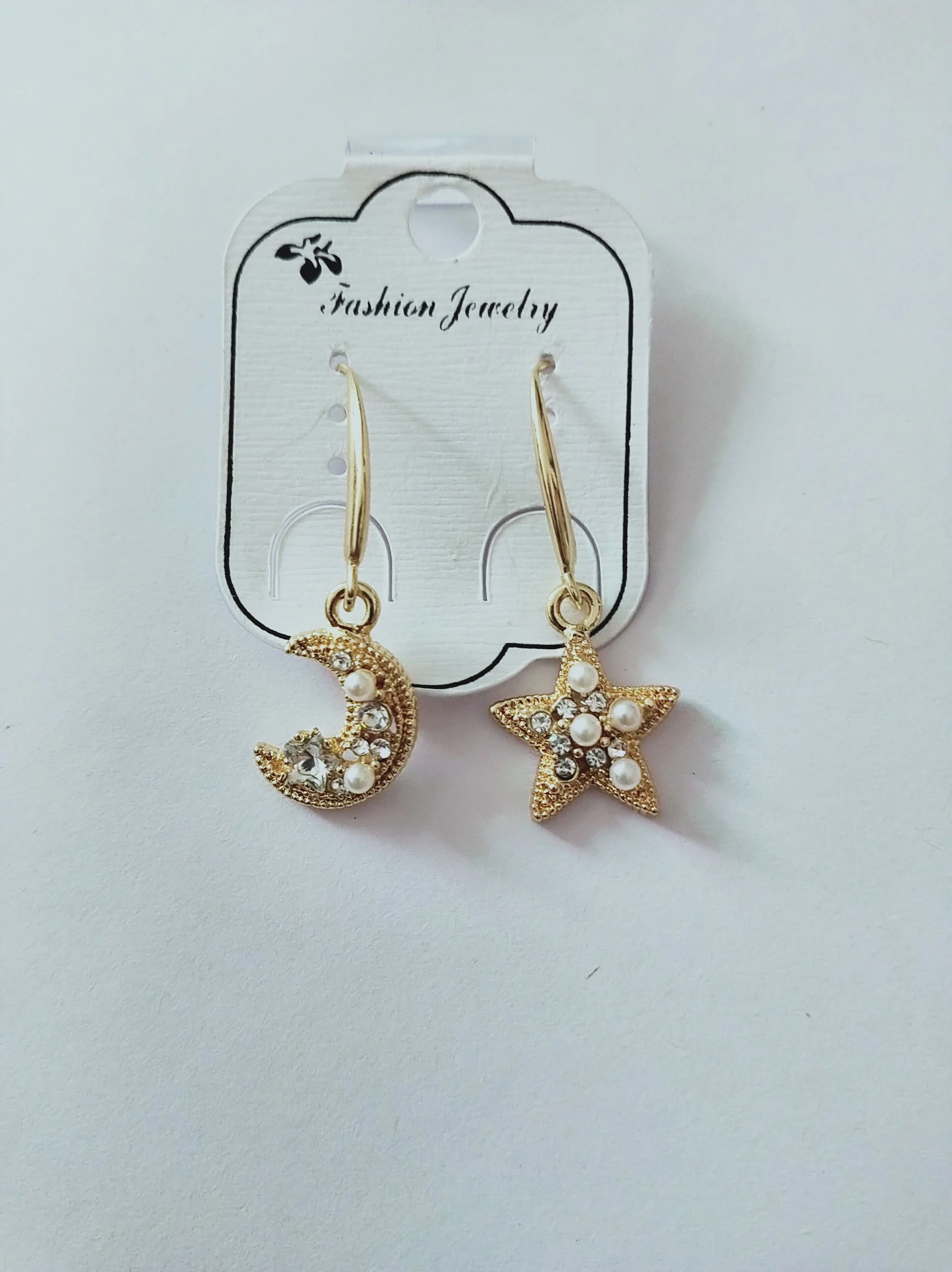 Новинка 2020 Необычные Асимметричные черные длинные серьги со звездами и луной