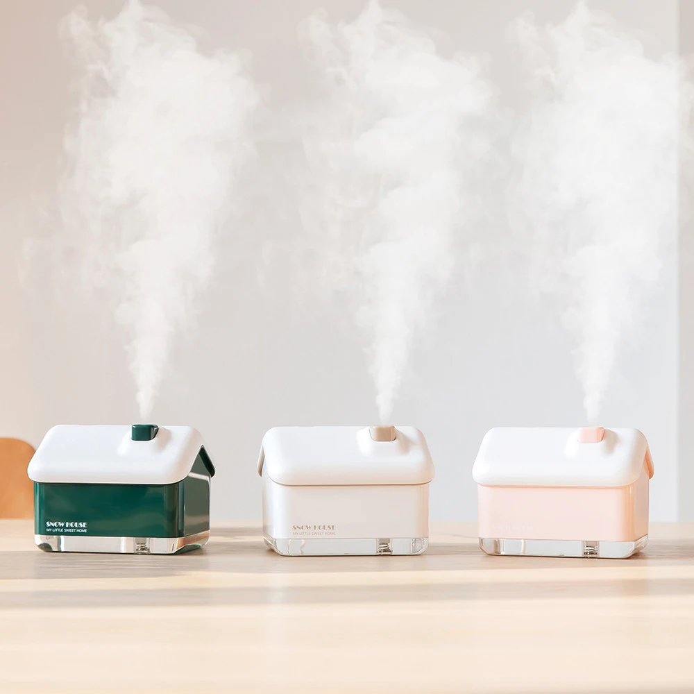 300ML USB Air Humidifier Desktop Purifier Snow House Diffuser Aromatherapy Mist Maker With Lamp Lights For Christmas Home Office 2