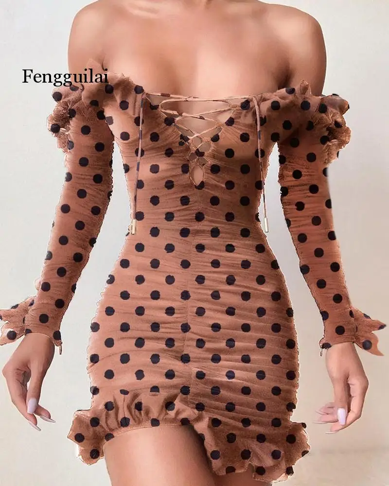 

Mini vestido ajustado de manga larga de ptalo con encaje de lunares y hombros descubiertos para mujer Sexy vestidos de fiesta de