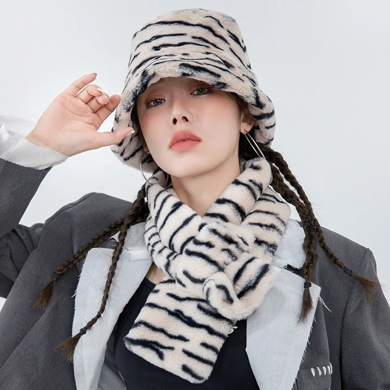 Fuax Conjunto de bufanda gorro de piel de conejo para invierno, conjunto de gorro cálido con patrón de Tigre, babero, 2 de bufandas de mujer| AliExpress