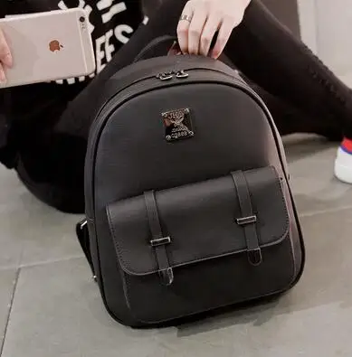 

2019 new fashion women's simple backpack women's casual all-around real leather backpack soft leather women's bag