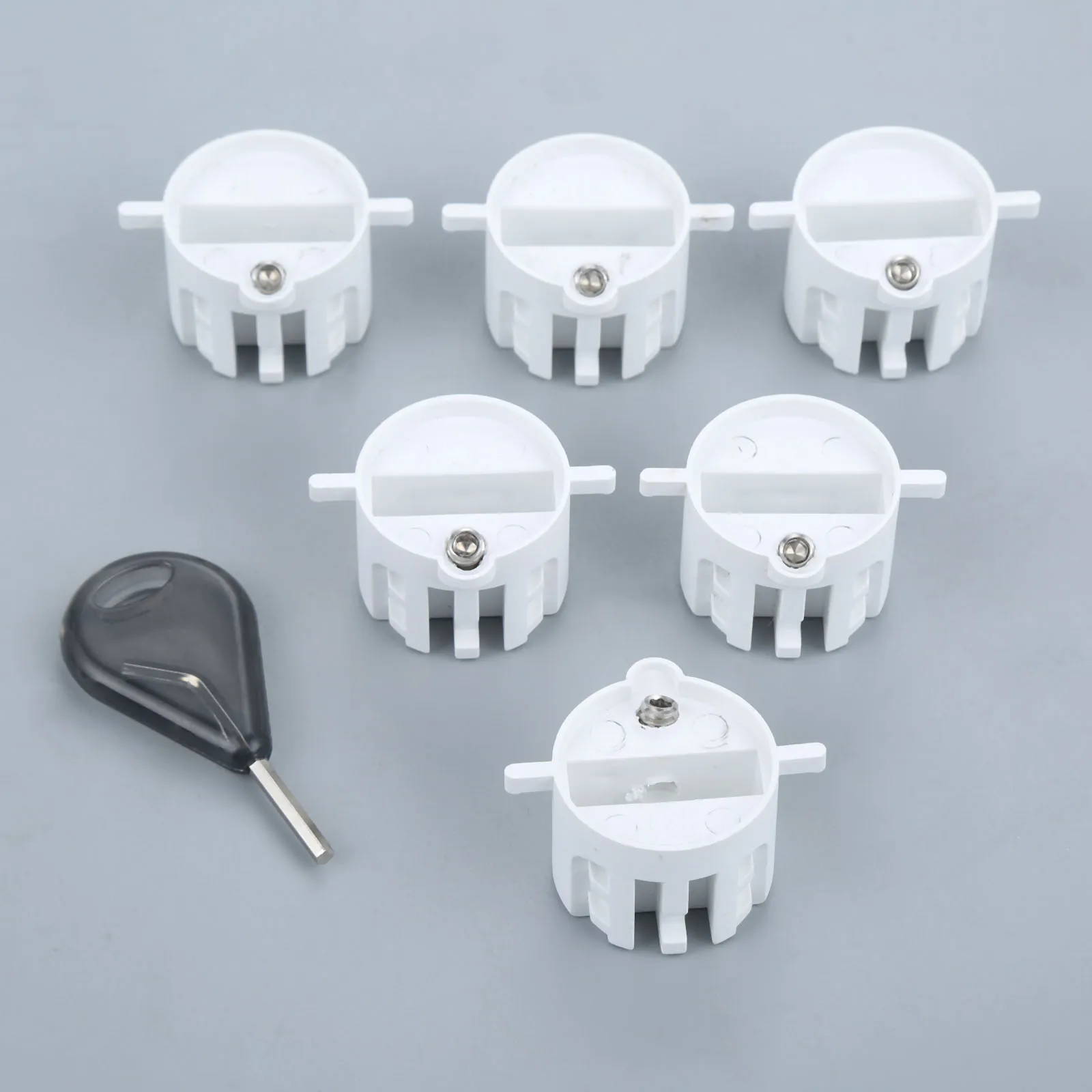 1 комплект стандартных совместимых аксессуаров с основанием FCS (6 шт. поводок для