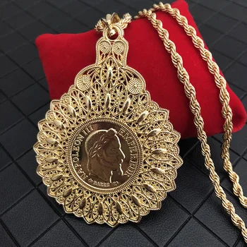 

Algerian Golden Flower Pendent Coin Figure Necklace for Bridal Long Chain Hollowed Necklace Party Caftan Jewelry