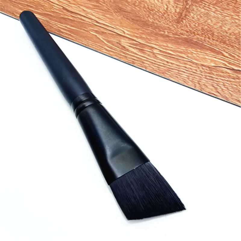 High-end Oblate head Fibrous hair Foundation Brush Mineral Paste liquid mask brush Professional facial makeup brush