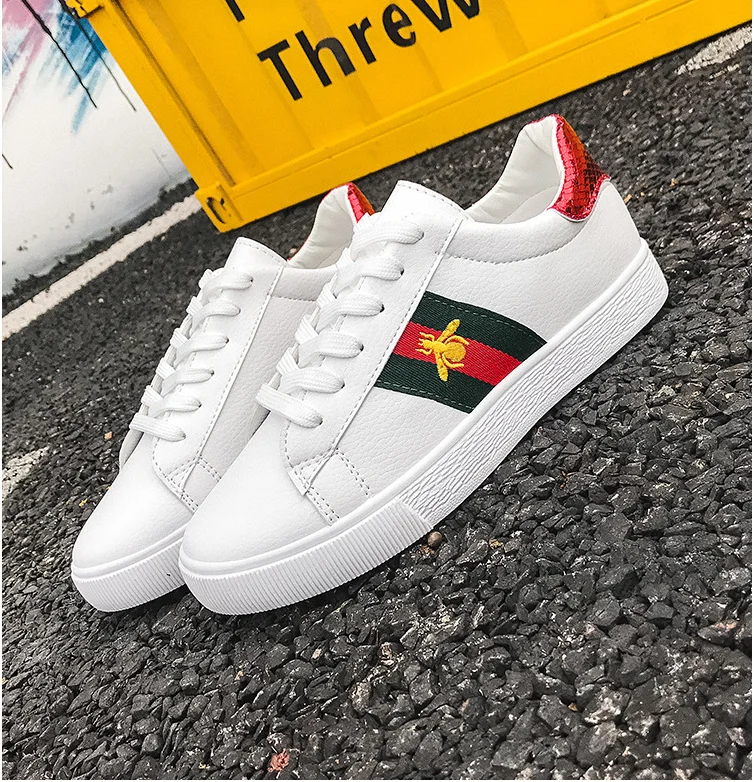 

2019 new bee embroidered little white shoes spring and autumn lace-up flat shoes