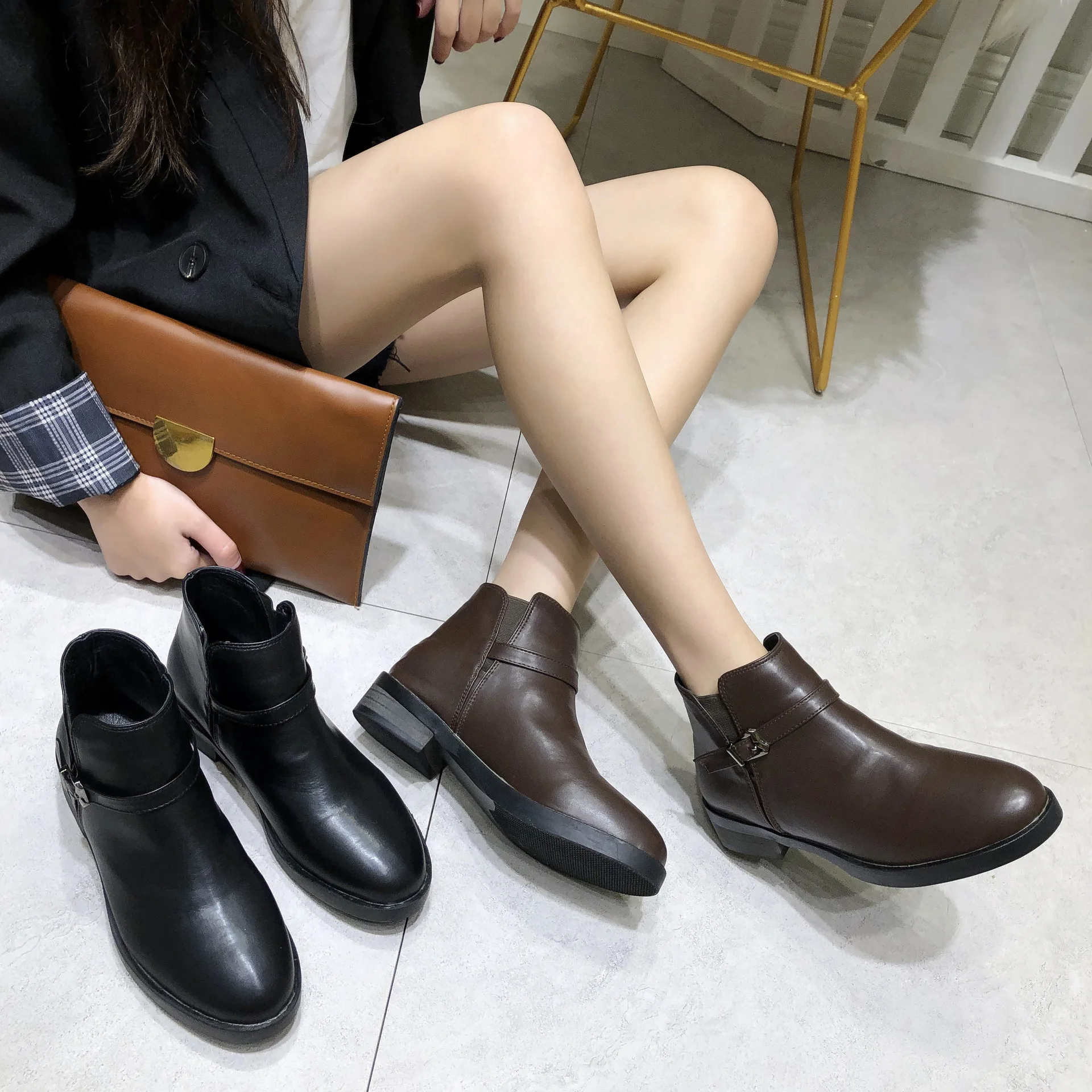

Chelsea Shoes Flat Heel Lady Boots Low Heels booties Round Toe Lace Up Winter Women Bootee Woman 2019 Ladies Chunky Rubber