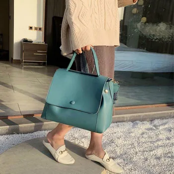 

Women Shoulder Bags Female Messenger Bags Solid Color Large Capacity Handbags Retro Daily Totes Lady Elegant Handbags
