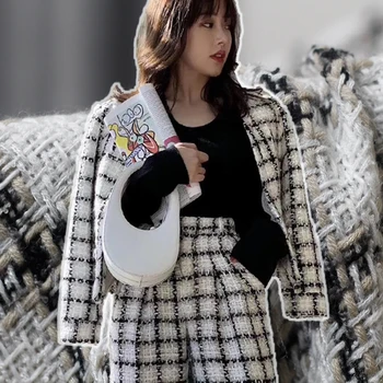 

White waxberry France White Black Line Plaid Tweed Fabrics Garment Material Autumn Women Jacket Coat Sewing Cloth Freeshipping