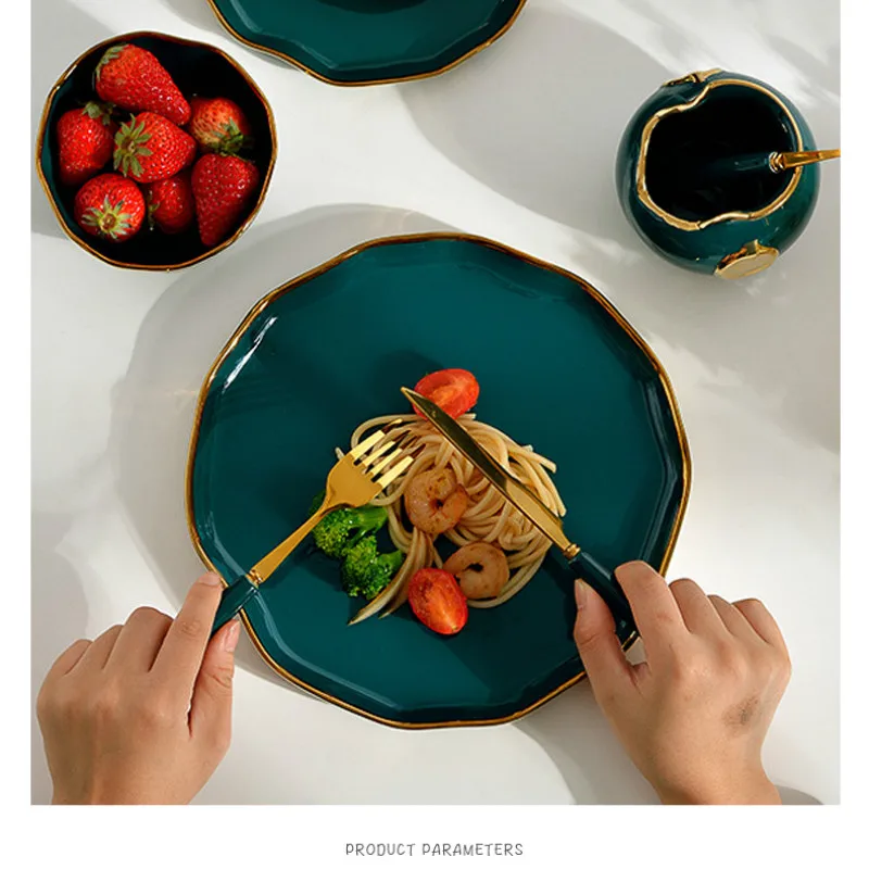 

FANTERCY Nordic Ceramic Tableware Creative Peacock Green Dish Set Vintage Gold Rim Plate Household Dishes and Plates Sets