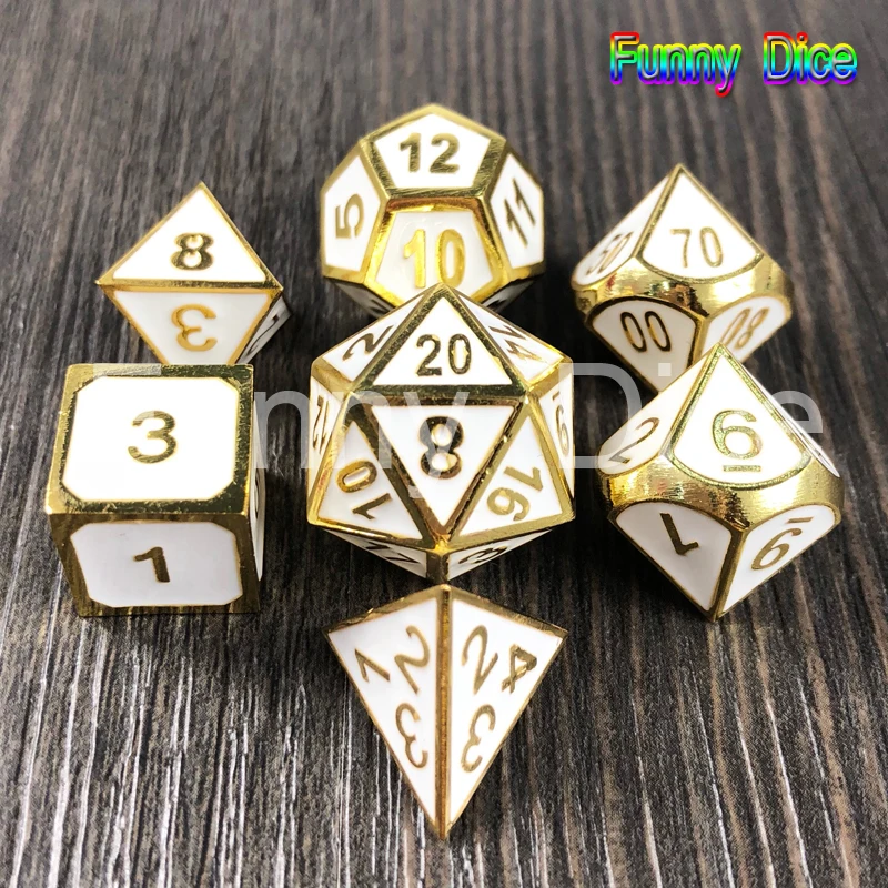 Лидер продаж 2019 настольная игра 100% натуральные металлические игральные кости с