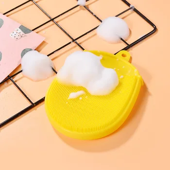

1pcs Baby Silicone Bath Scrub Massage Brush Shampoo Wash Brush Gentle Clean Baby Bath Supplies