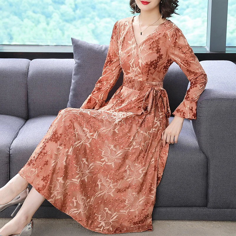 

2019 Autumn Spring Womens V Neck Ruffles Long Sleeve Velour Dress , Red Black Green Velvet Floral Bow Sash 3xl Dresses for Women