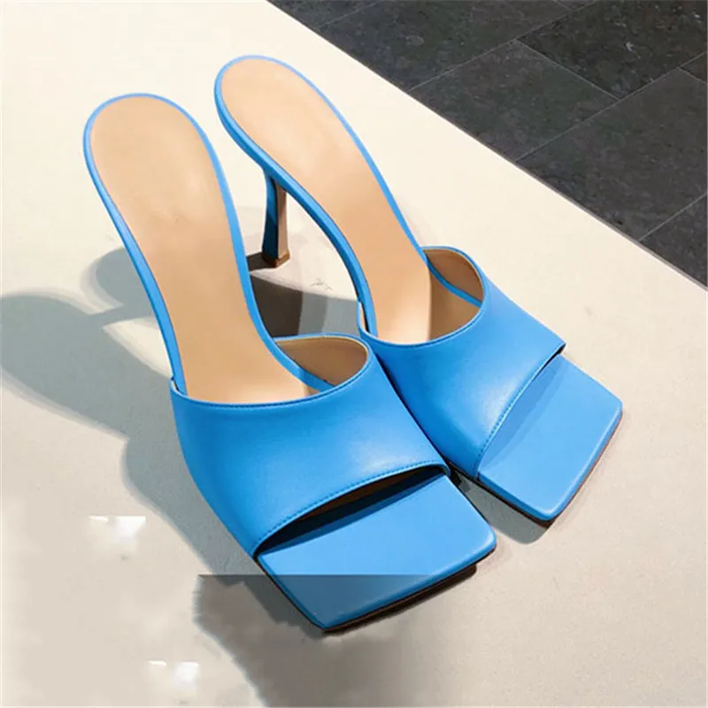 

2019 Summer Leather Slippers Women Square Toe High Heels Slippers Beach Flip Flops Ladies Slip On Mules Red Black Blue Sandals