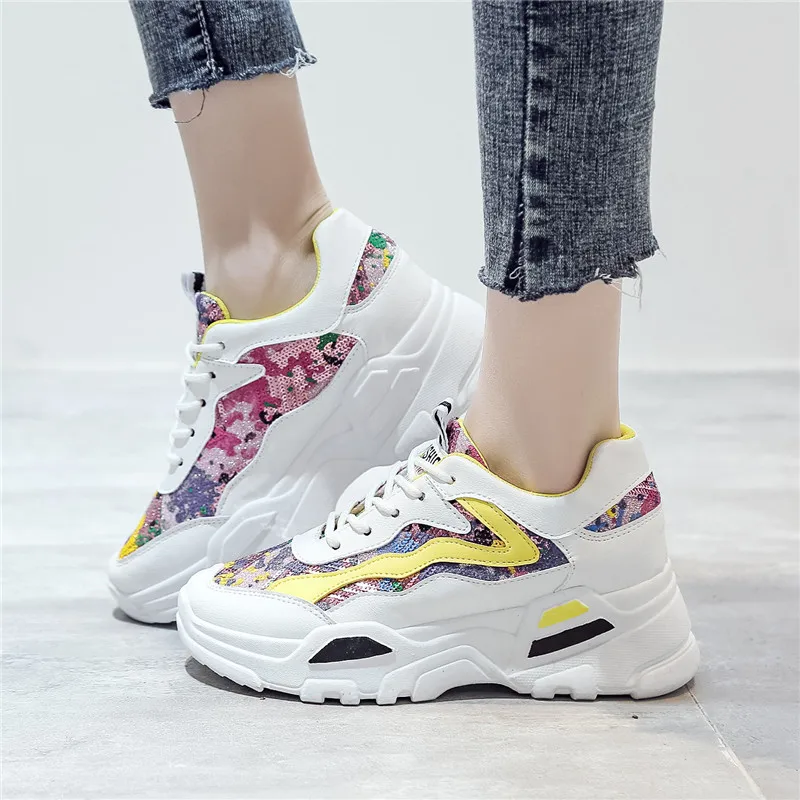 

New Women Chunky Sneakers Vulcanize Shoes Korean Fashion New Female Black White Platform Thick Sole Running Casual Shoe Woman