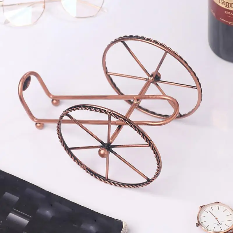 Storage Display Wine Rack Hotel Decorative Party European Style KTV Table Ornaments Wrought Iron Fort Shape Desktop Stand Bar