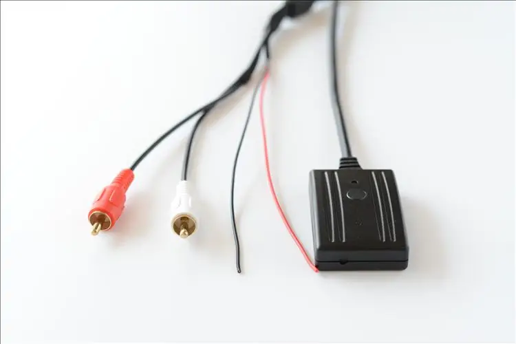 Автомобильный bluetooth-микрофон для телефонных звонков, комплект громкой связи, музыкальный AUX-IN, аудио адаптер для универсальной 2RCA беспроводной AUX аудио проводки