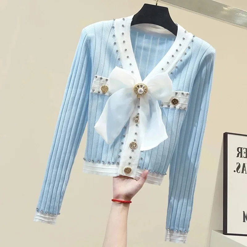 High Quality Autumn New Arrival Fashion Women V-Neck Long Sleeve Luxury Beading Decoration Knitting Cardigan Sweater Female Tops |