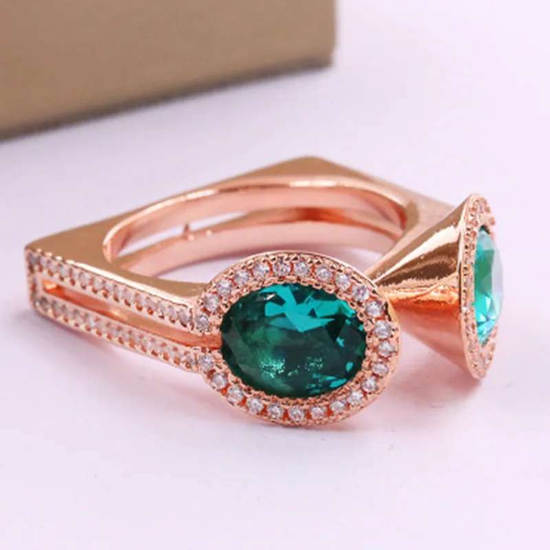 11863312894_751171350