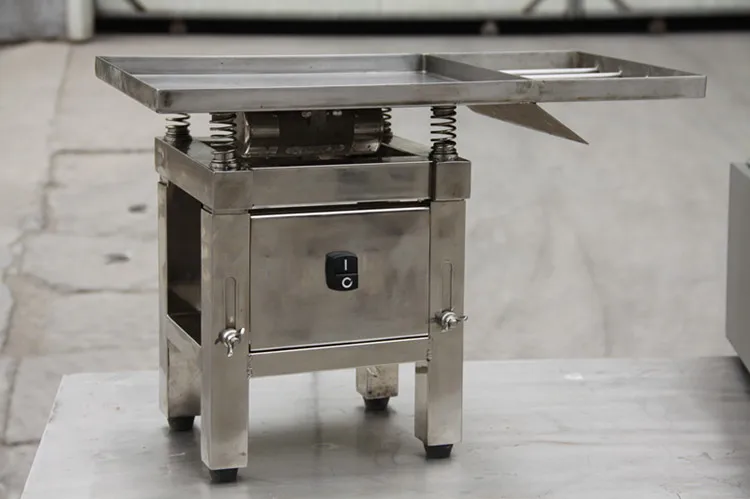 Машина для закалки шоколада с вибростойкой для плавильного бака для шоколада