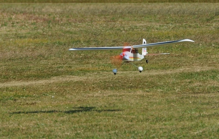 Cessna 185 класс 15 RC тренировочный самолет модель хорошо подходит для начинающих