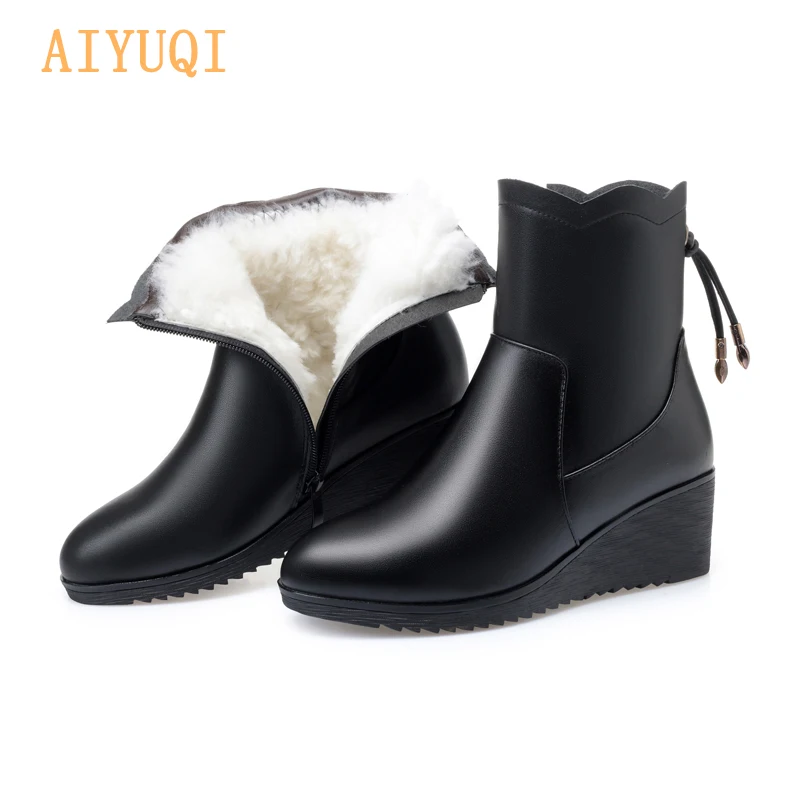 black wool AIYUQI/женские ботинки; ботильоны из натуральной кожи; зимняя обувь для мам; большие размеры 41, 42, 43; теплые шерстяные зимние ботинки на танкетке для женщин - Цвет: black wool