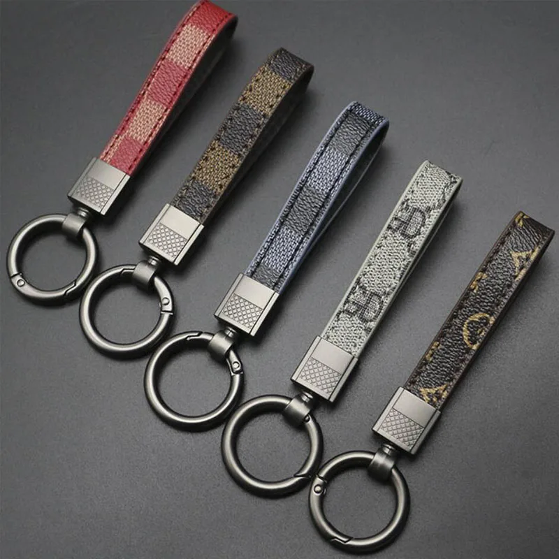 

New Style Fashion Trend Leather Metal Car Keychain Presbyopia Leather Keychain Waist Hanging Key Rings Car Key Holder Accessorie
