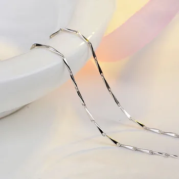

925 Sterling Silver Necklace Ladies Jewelry Fine Seeds Sterling Silver Chain Fashion Clavicle Chain Silver Jewelry Wholesale